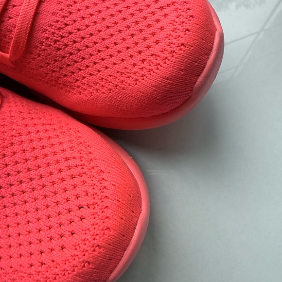 $245 APL Women's Techloom Breeze
Impulse Red (neon orange) sneakers 8 - Picture 3 of 5